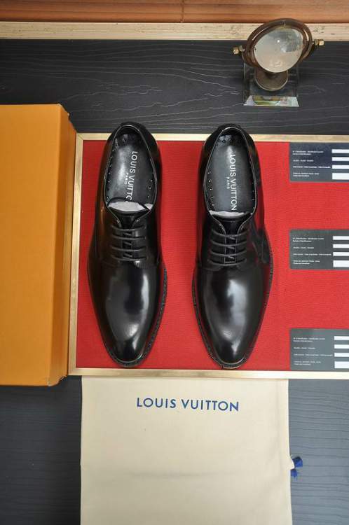 Picture of Louis Vuitton Shoes _SKULVsz38-45hnh072314622